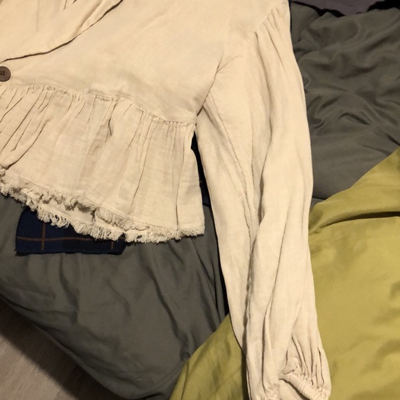 Super unique free people cardigan -never worn - Picture 3 of 3